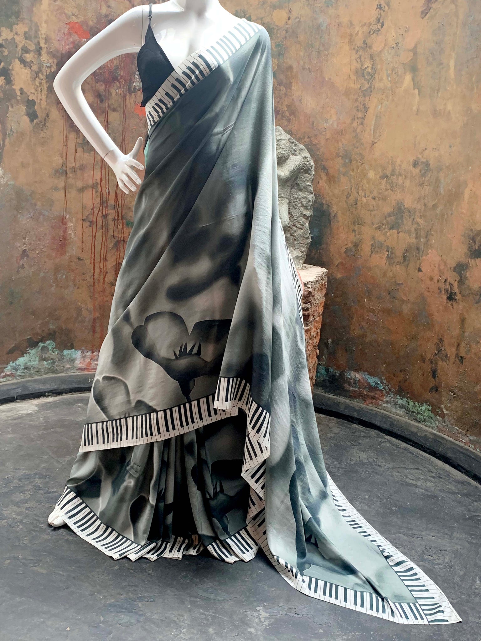 Jai by Aashkii Silk saree - Piano design